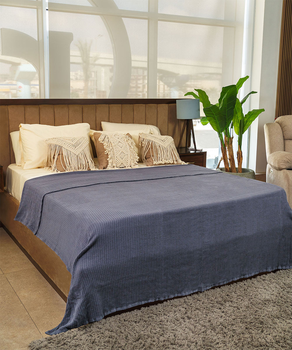 كوفرتة قطن ناعمة وخفيفه