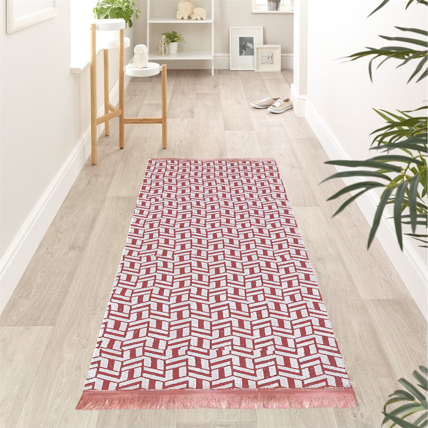 Modern - Sided Runner